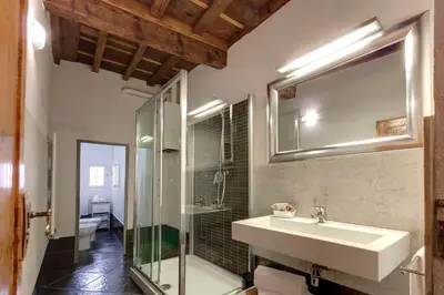 Bagno di San Lorenzo Apartment by Mamo Florence