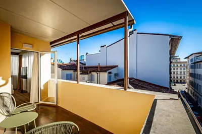 Balcone o terrazza di YD Four suites Ognissanti
