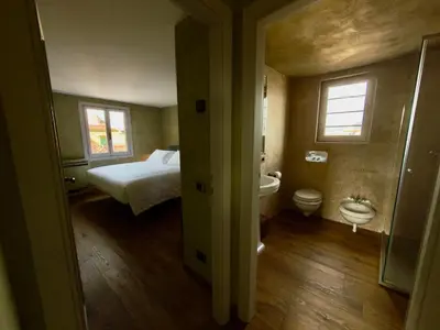 Bagno di Via San Giuseppe 30 ,sul tetto di FIRENZE