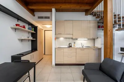 Cucina o angolo cottura di Elegant Loft a due passi dal Centro by Hôtea