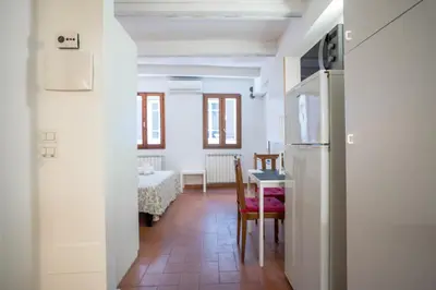 Letto o letti in una camera di Cozy Central Apartment