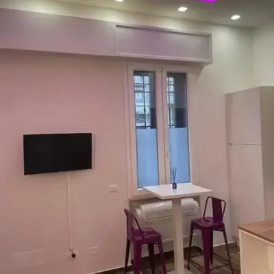 Mini white apartment