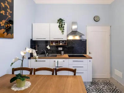 Cucina o angolo cottura di Uffizi Gallery Central Spacious 3BR Apartment