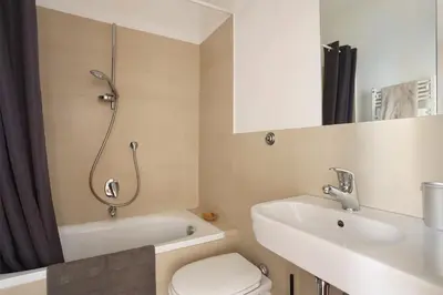Bagno di Cozy apartment in Santa Croce