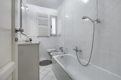 Bagno di Medicean Florence Apartment