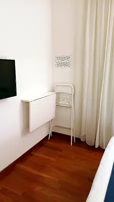 TV o dispositivi per l'intrattenimento presso Two bedrooms Verdi comfortable apartment