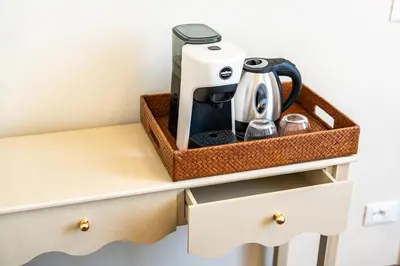 Set per la preparazione di tè e caffè presso Lumi Stays