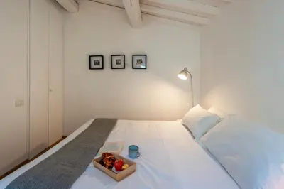 Letto o letti in una camera di 20' dal Duomo - Fuori ZTL - Parcheggio Comodo