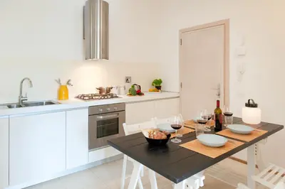 Cucina o angolo cottura di 20' dal Duomo - Fuori ZTL - Parcheggio Comodo