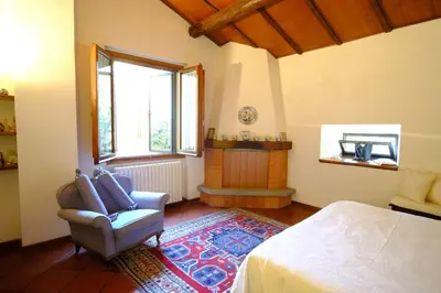 Letto o letti in una camera di Villa on the hills of Florence relax and culture