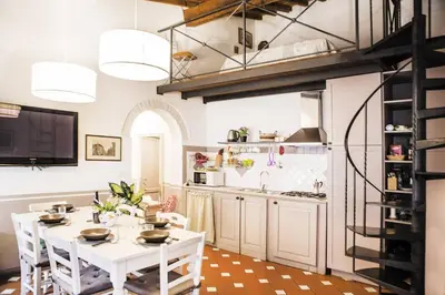 Cucina o angolo cottura di Family & Friends Base Near Florence Station