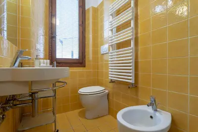 Bagno di Deanna Tasso Apartment in Florence