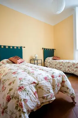Letto o letti in una camera di Apartment Wohnung 'San Firenze' mit Waschmaschine by Interhome