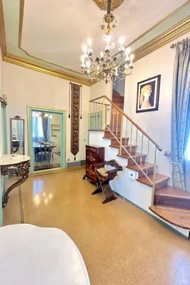 TV o dispositivi per l'intrattenimento presso Apartment Florentine Penthouse von FlorenceHospitality by Interhome