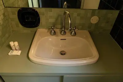 Bagno di Cute & small 1-BR apt with beautiful terrace