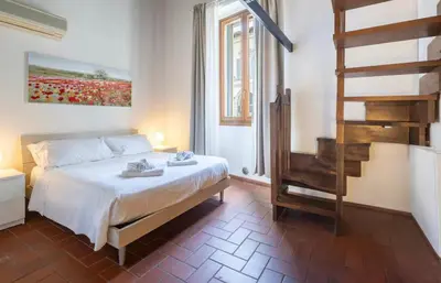 Letto o letti in una camera di Cute One Bedroom Apartment in Florence Outside ZTL