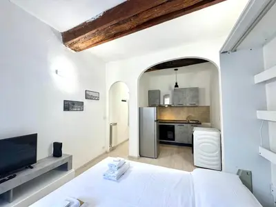 Cucina o angolo cottura di Mono Romana