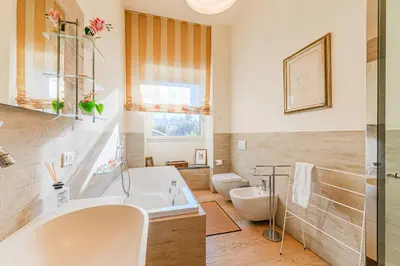 Bagno di Cozy retreat with private Garden & hot tub