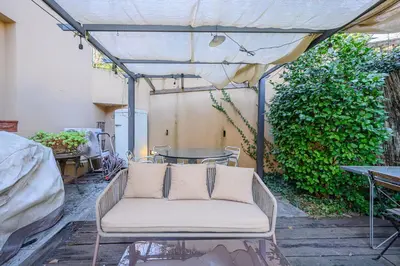 Area soggiorno di Cozy retreat with private Garden & hot tub
