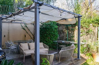 Giardino di Cozy retreat with private Garden & hot tub