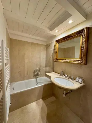 Bagno di Central Apartment 3 min Station 10 min Duomo