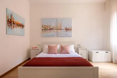 Letto o letti in una camera di SMN Station Apartment by Maison Florence