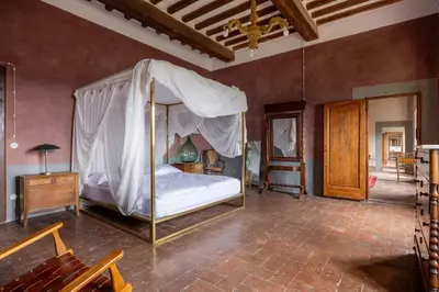 Letto o letti in una camera di Villa Il Casalino, Florentine Hills with Pool