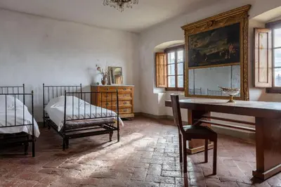 Letto o letti in una camera di Villa Il Casalino, Florentine Hills with Pool