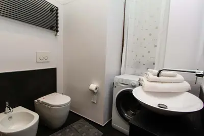 Bagno di Maison Alighieri