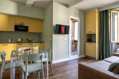 TV o dispositivi per l'intrattenimento presso Geometric Design Suite by Maison Florence
