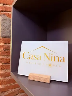 Certificato, attestato, insegna o altro documento esposto da casa nina boutique home FIRENZE