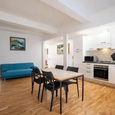 2br historic center
