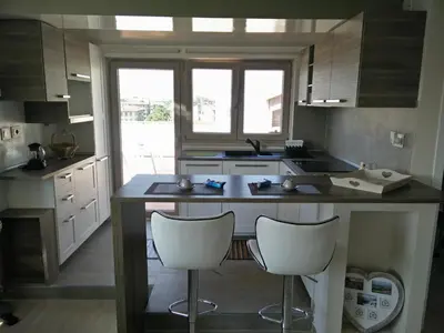 Cucina o angolo cottura di Panoramic Luxury Little Penthouse