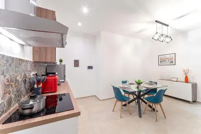 Cucina o angolo cottura di UNYCA - Florence Pitti Apartment