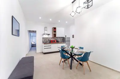 Cucina o angolo cottura di UNYCA - Florence Pitti Apartment