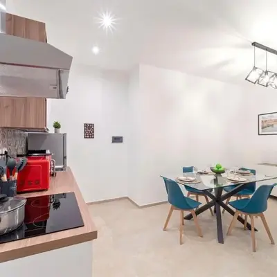 UNYCA - Florence Pitti Apartment