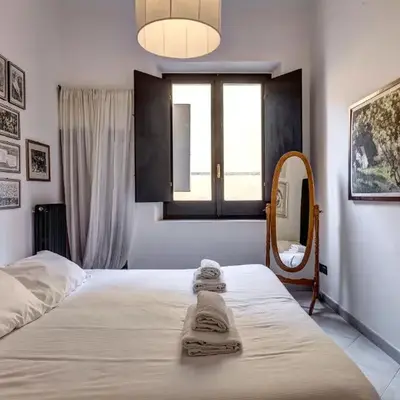 Casine Apartment by Mamo Florence