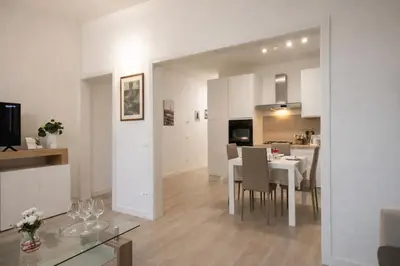 Cucina o angolo cottura di Steps from Santa Croce- Spacious with 2 bathrooms