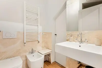 Bagno di Suites near Piazzale Michelangelo
