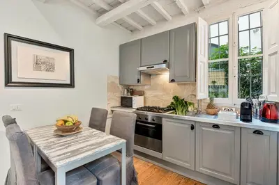 Cucina o angolo cottura di Suites near Piazzale Michelangelo