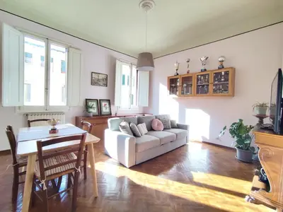 TV o dispositivi per l'intrattenimento presso Entire home near city center and local attractions