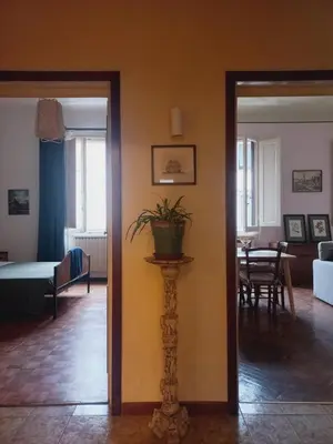 Area soggiorno di Entire home near city center and local attractions