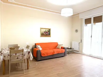 Area soggiorno di Vintage Armonia 2BR apartment