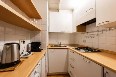 Cucina o angolo cottura di Vista Lumina by MMega