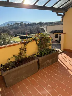 Balcone o terrazza di Casa Zacch - Country house with terrace in the hills near Florence