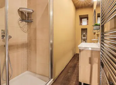 Bagno di Apartments Florence- Corno Suite