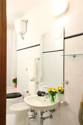 Bagno di Hotel S.Giorgio & Olimpic