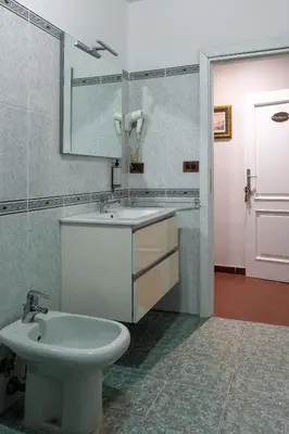 Bagno di La Rosa Di Firenze B&B