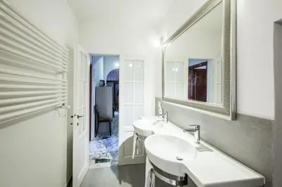 Bagno di Villa Acacia