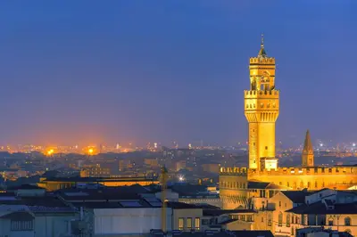 Vista generica su Firenze o vista sulla città dall'interno dell'appartamento